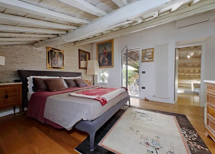 Pantheon With Secret Terrace 罗马